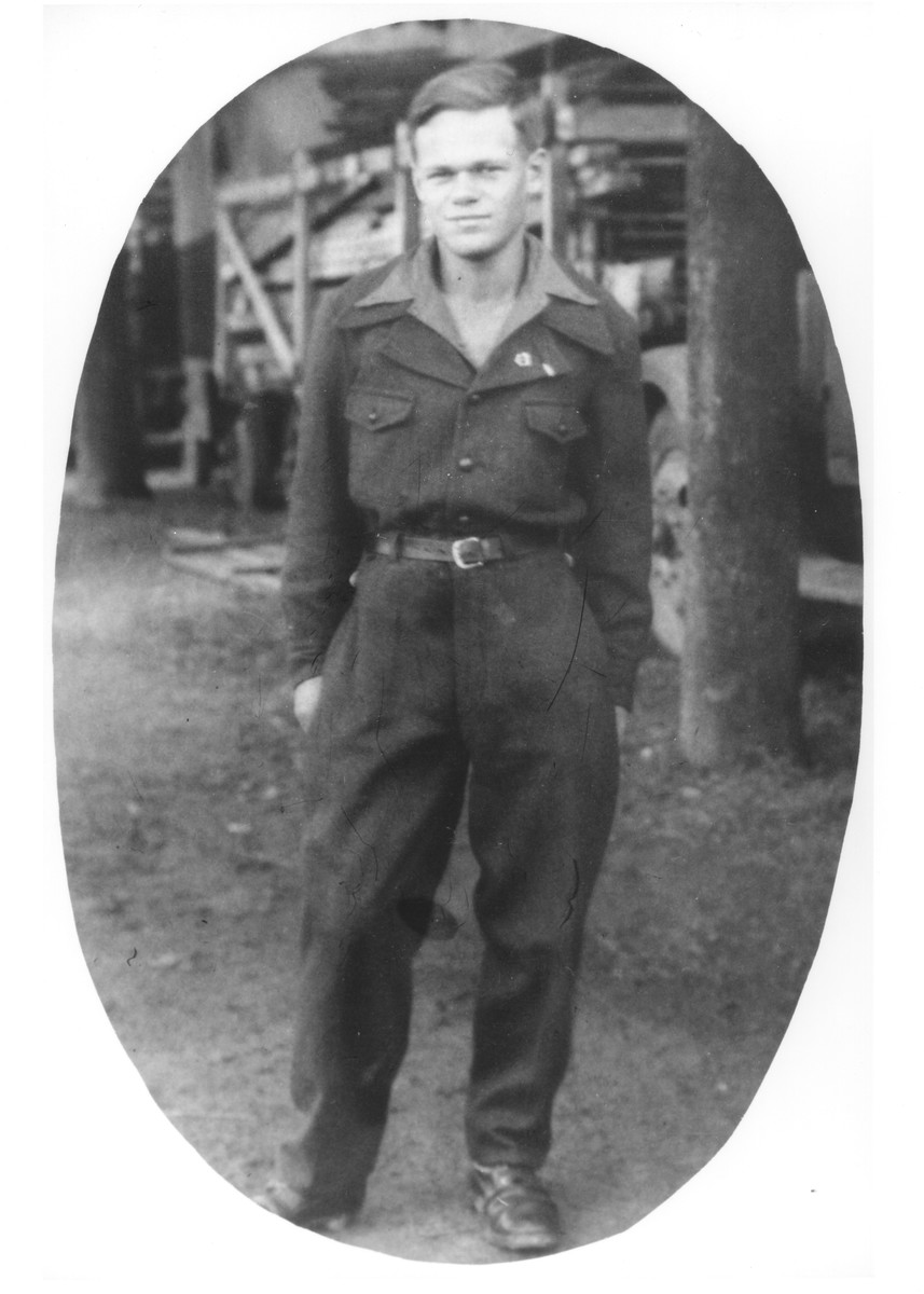 Walter Karliner, dressed in the uniform of the Vichy fascist youth movement, Moissons Nouvelles.