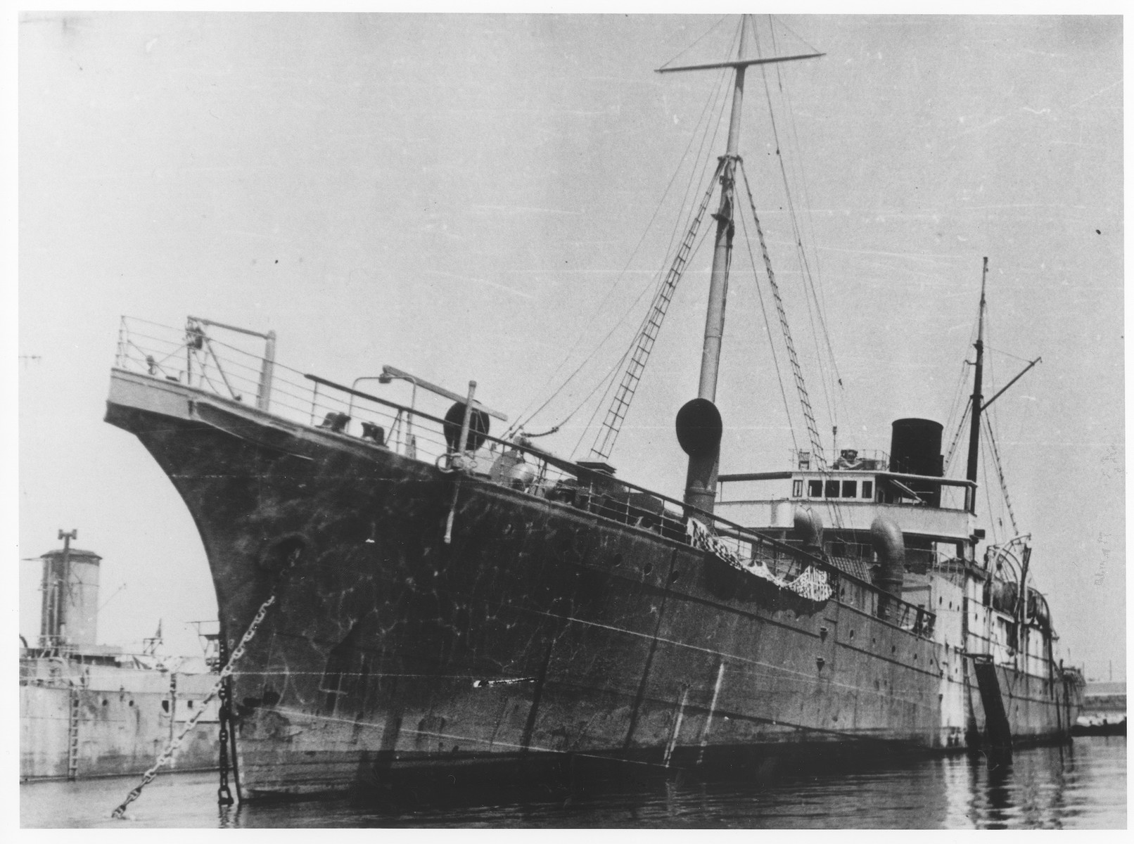 immigrant steamship