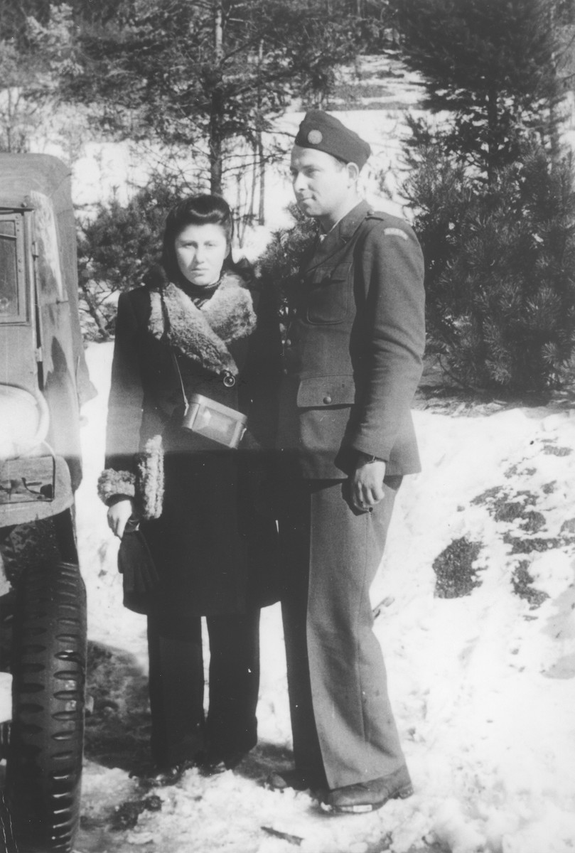 Esther Kac poses with UNRRA worker Getzel Mintz at the Rochelle displaced persons camp.