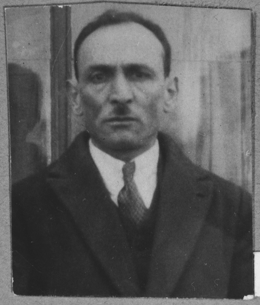 Portrait of Isak Aroesti.