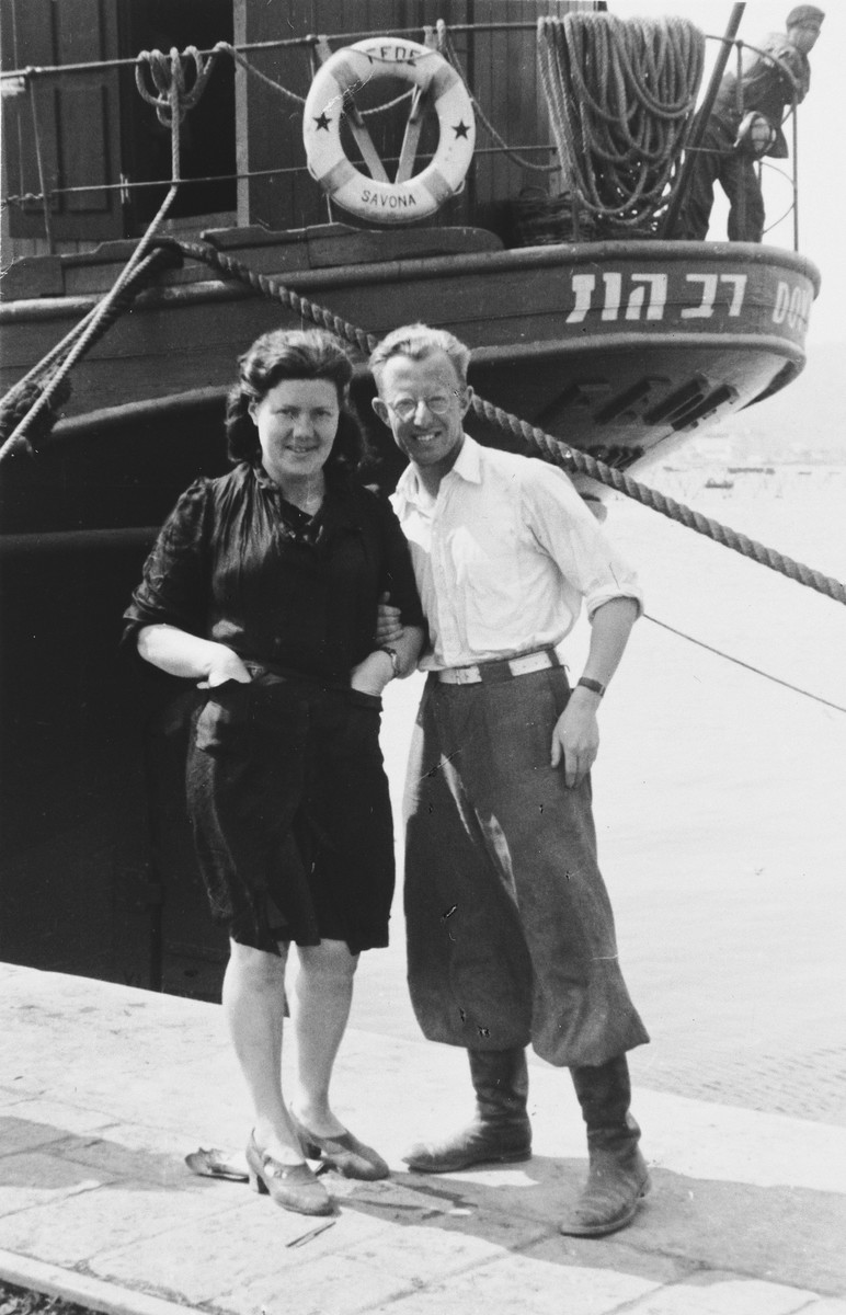 Two Jewish DPs pose in front of the immigrant ship Dov Hoz at the port of the La Spezia.

Pictured are Sara Bick (nee Shlipak) and Zvi Bick.