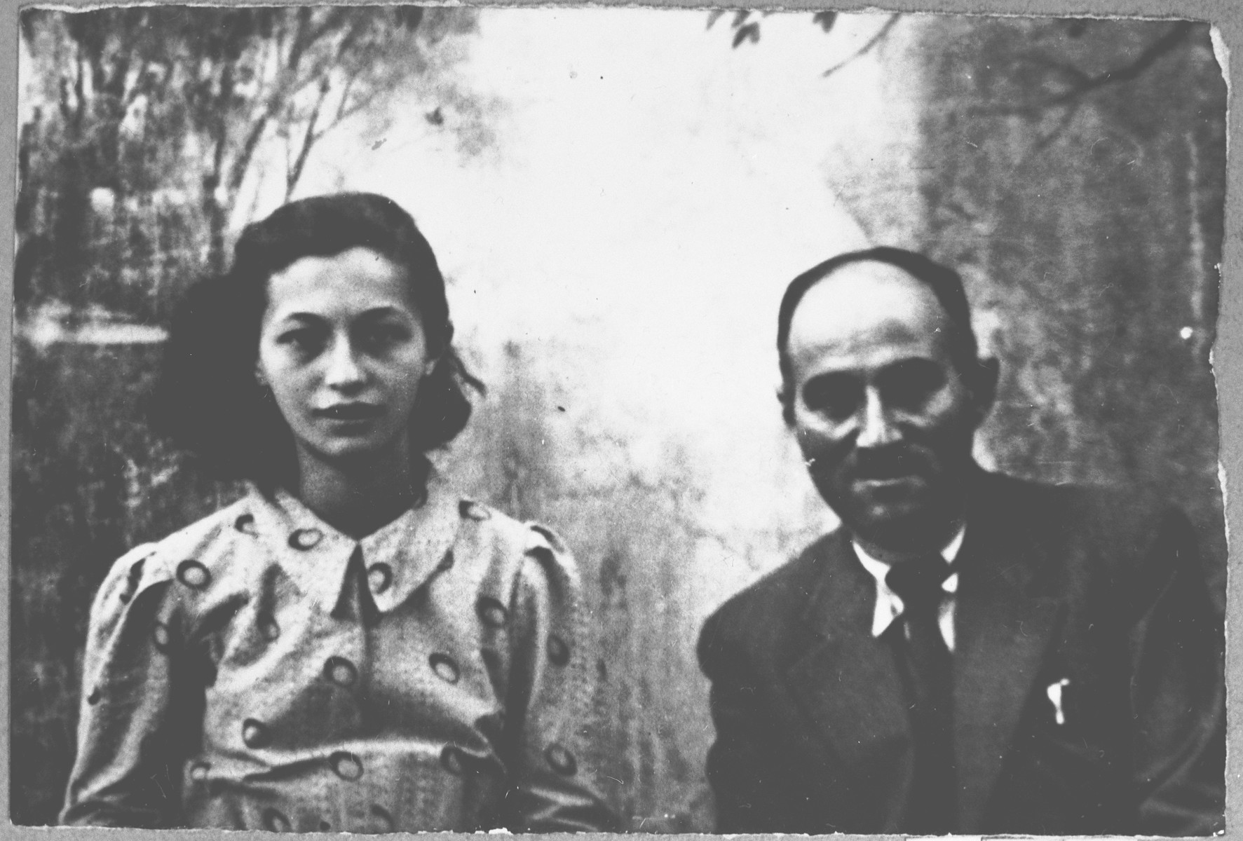 Portrait of Avram Kamchi and his daughter, Palomba.  Avram was a manufacturer and Palomba, a student.  They lived at Dalmatinska 57 in Bitola.