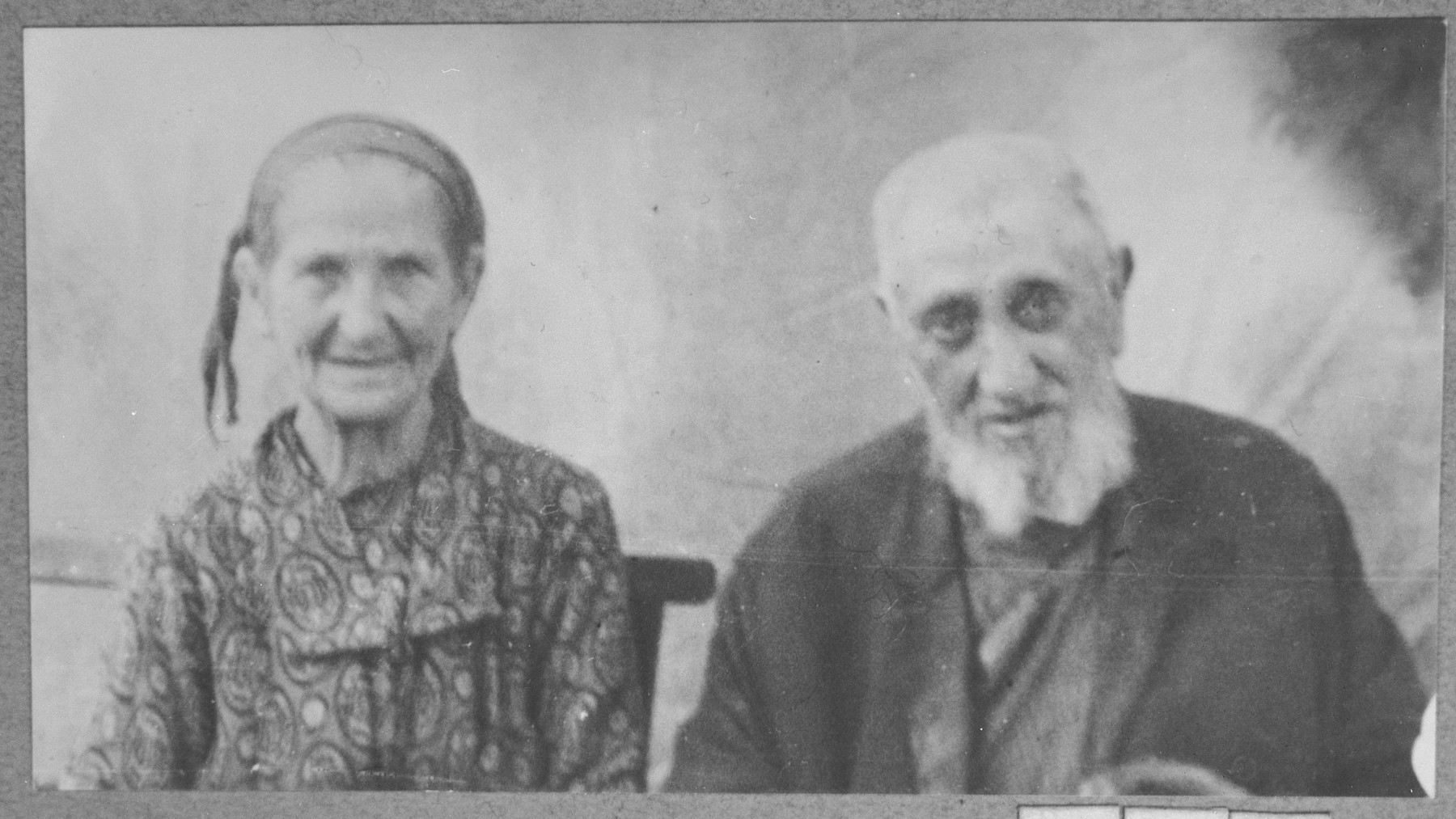 Portrait of Yeuda Testa and his wife, Palomba.  Yeuda was a taverner.  They lived at Karagoryeva 107 in Bitola.