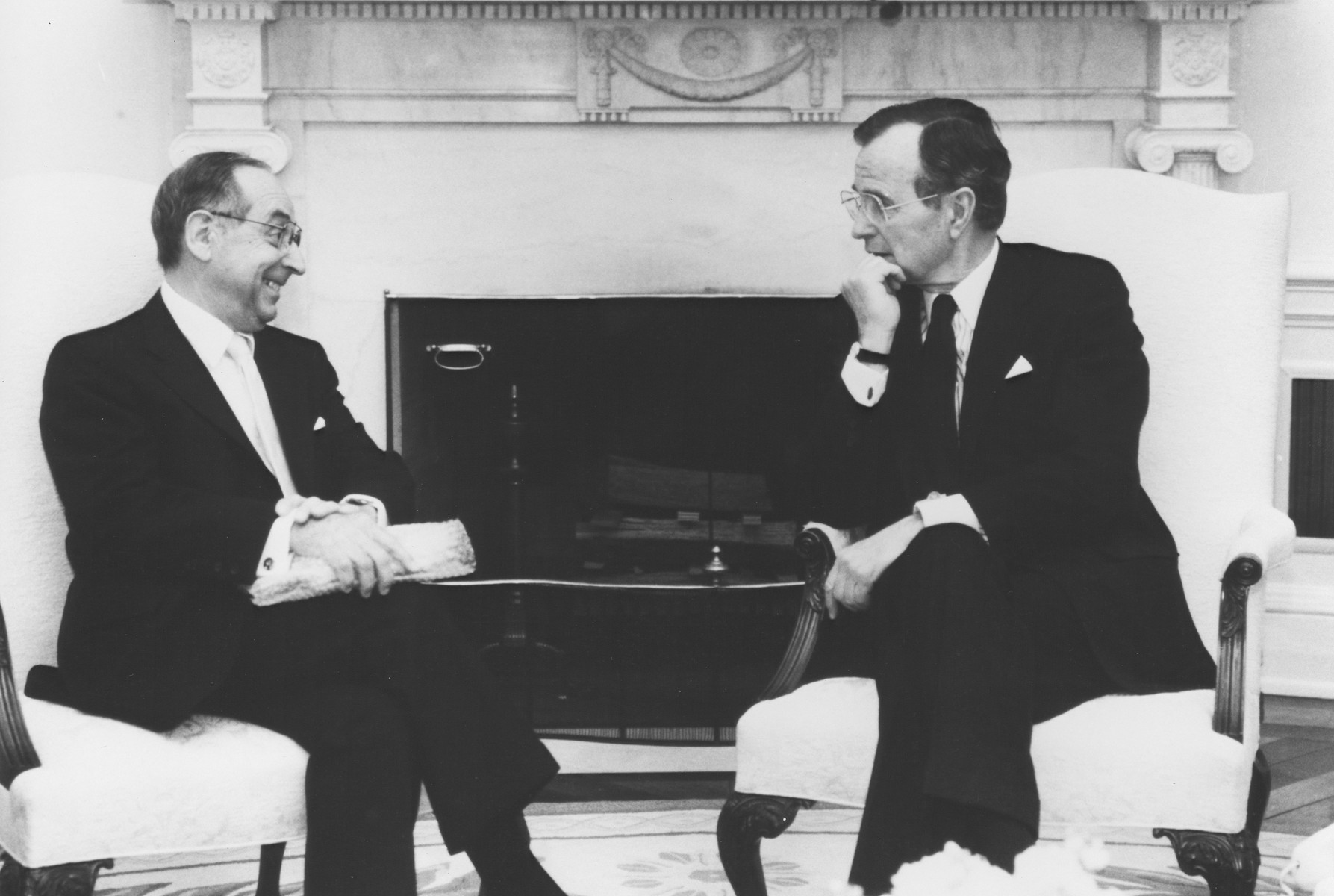 US Holocaust Memorial Council Chairman Harvey Meyerhoff in conversation with President George H.W. Bush at the White House.

Members of the U.S. Holocaust Memorial Council met with President George Bush on the occasion of the 1989 Days of Remembrance for the Victims of the Holocaust commemoration.