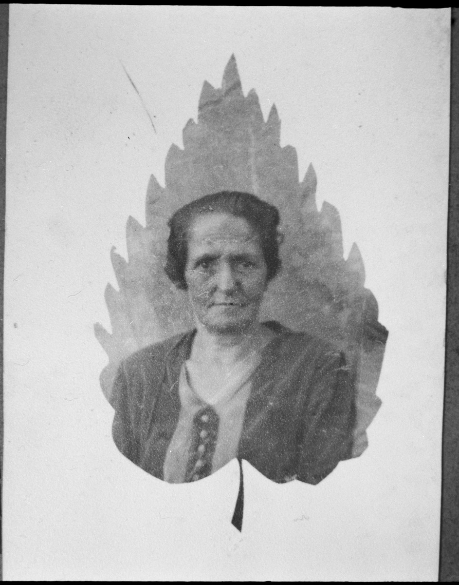 Portrait of Sara Mishulam, wife of Benzion Mishulam.  She lived at Orizarska 7 in Bitola.