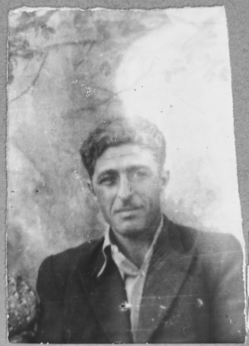 Portrait of Gabriel Mishulam, son of Benzion Mishulam.  He was a laborer.  He lived at Orizarska 7 in Bitola.