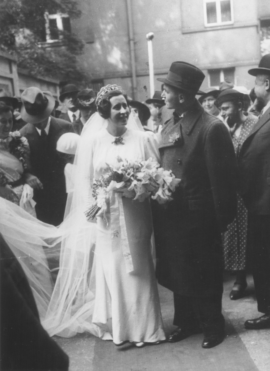 A Jewish bride and groom, Anna and Beno Vogel, on their wedding day [probably in Prague].