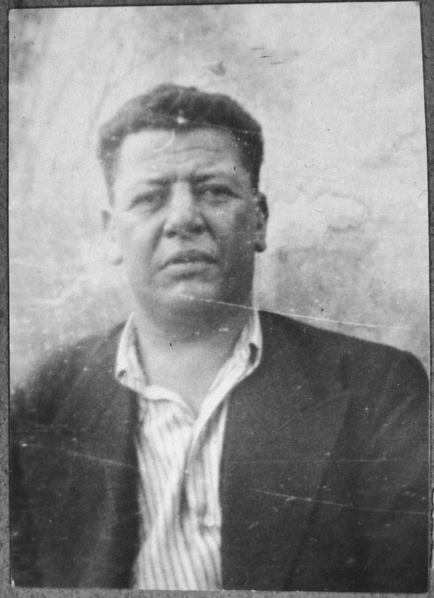 Portrait of Nissim Kassorla, son of David Kassorla.  He was a second-hand dealer.  He lived on Beograd in Bitola.