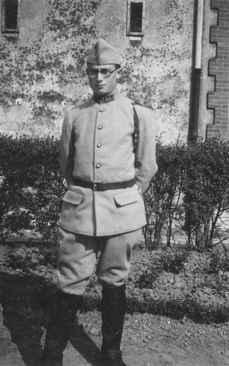 Alexander Markon in French military uniform.