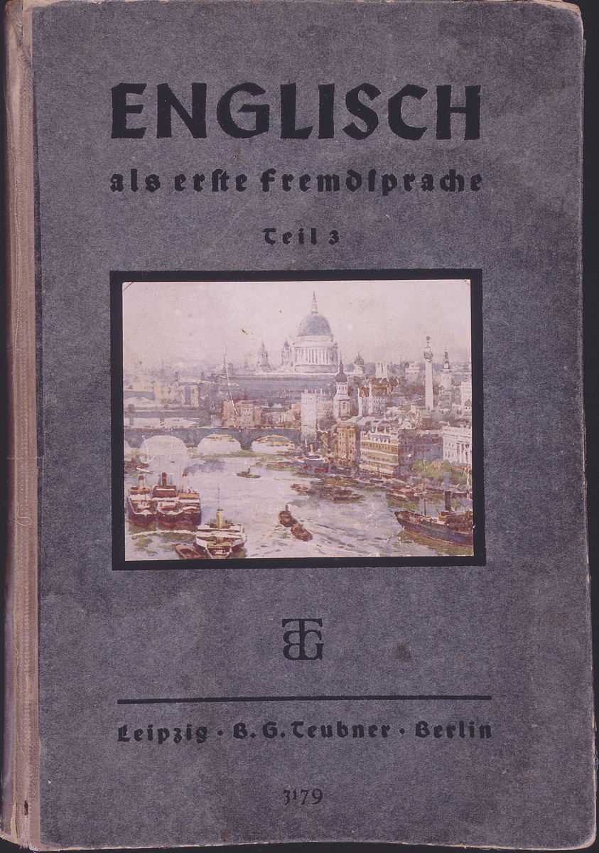 Cover of the book, "English als erste Fremdsprache," published in Leipzig in 1947. 

Hanni Sondheimer and her family studied English as they prepared to join family members in the U.S.  Pages of Hanni's class notes are inserted between the pages of the book.
