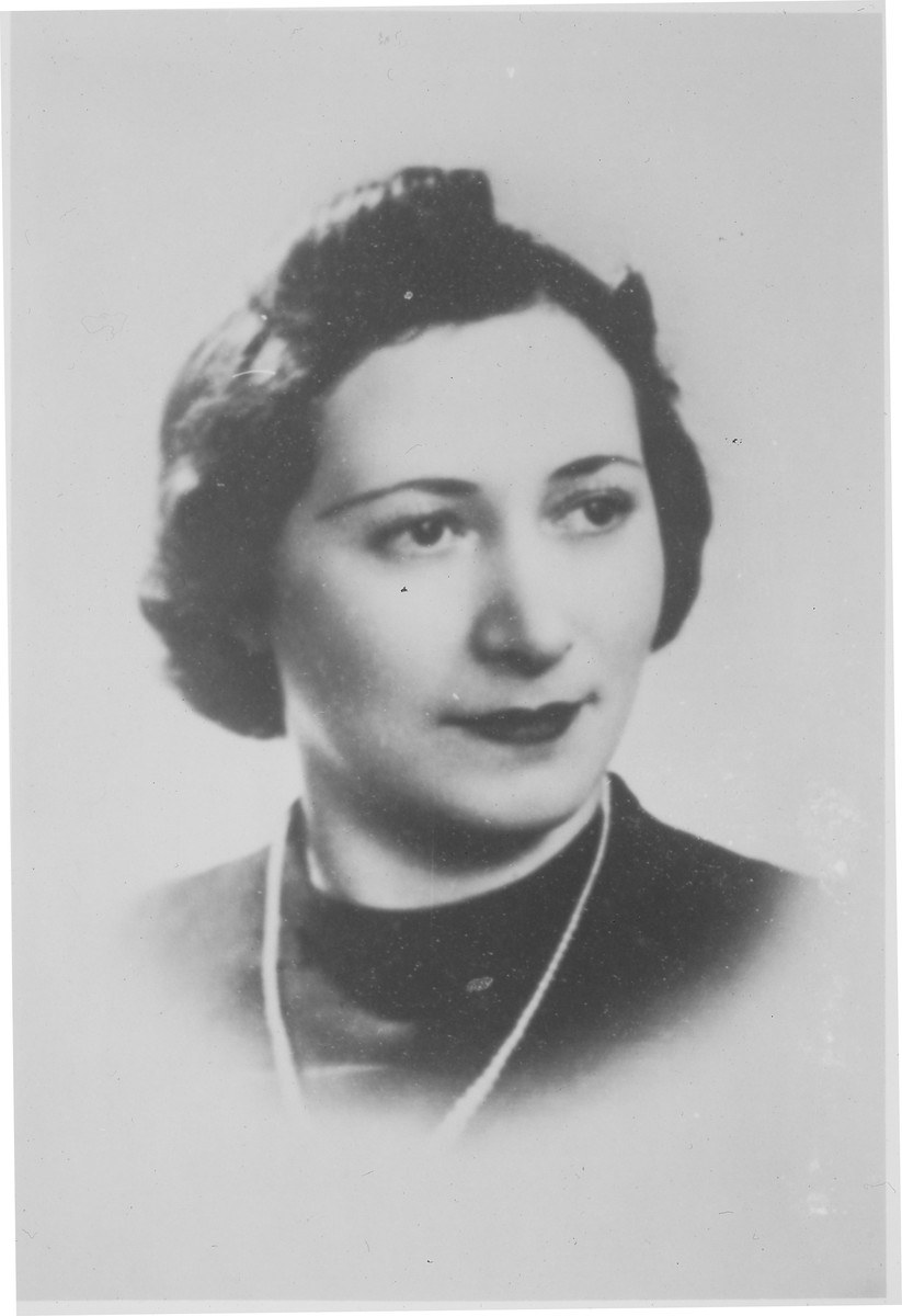 Portrait of Fela Berkowicz Rappel.  She was later killed in Treblinka.