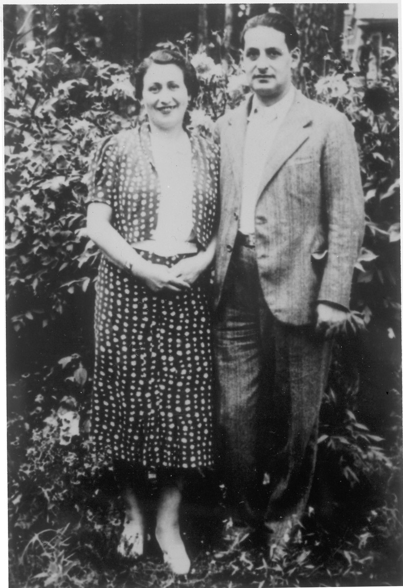 Portrait of Rachela (nee Berkowicz) and Juziek Pentelka. They were later killed in Treblinka.