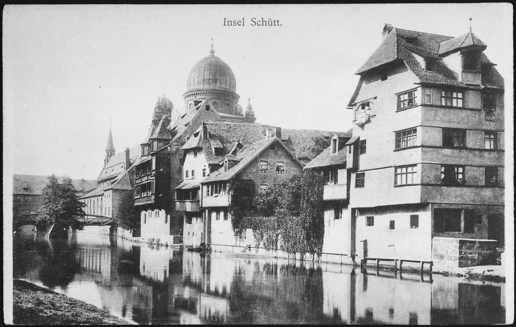 Picture postcard showing a view of the dome of synagogue on the Insel Schuett in the Pegnitz River in  Nuremberg, Germany.