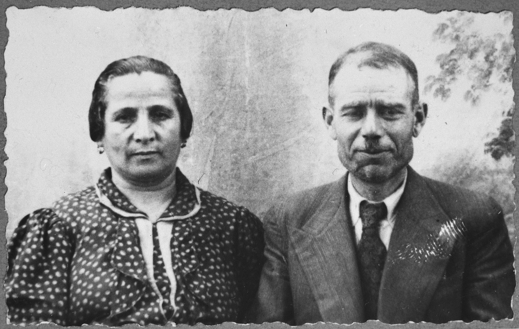 Portrait of Schachia Ischach and his wife, Hana.  They lived at Zvornitska 11 in Bitola.