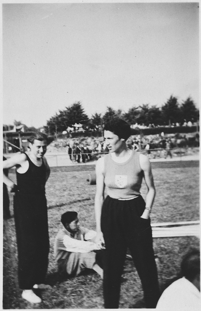 German Jewish athletes prepare for the track and field Olympics.

Pictured are Gretel Bergmann and Harry Bergmann (no relationship).
