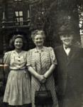 Naomi Isboutsky at la Place Aneessens with her parents, Necha and Shraga Isboutsky, reunited after the end of the war.