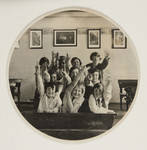Maria Bloch-Bauer (center) poses for a photograph with classmates.