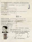 Identification paper issued to Federika Tal stating that she works for the Joodsche Raad (Jewish Council).