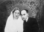 Wedding portrait of a Jewish couple in Kozowa, Poland.