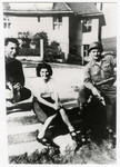 Portrait of Halina Kleiner with her American liberators in Prachatiche, Czechoslovakia.