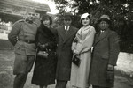 A group of Macedonian Jews poses in front of a hospital.