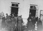 Kovno ghetto jail, visiting imprisoned friends and relatives.