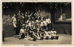 Group portrait of children in the Jewish school in The Hague.