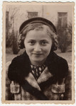 Close-up portrait of a young Jewish woman.

Pictured is Mania Tager.