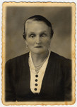 Studio portrait of Chawa Weissbart Kamerman, the maternal grandmother of the donor.