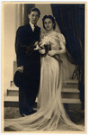 Portrait of Hans Tragholz and Sonya Yvonne on their wedding day.