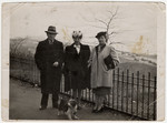 Max, Judith, and Bella Klinger pose for a photograph in the US after the war.