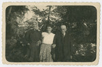 Group portrait of the Klein family.

From left to right are Cecilia, Friderika and Lajos Klein.