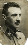 Photograph of Yaakov Beruh as a soldier of the Austrian Army during World War I.