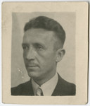Portrait of Dick Onderweegs used on his false ID card.