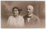 Portrait of the parents of Julius Ball.

The postcard is addressed to "Mister Julius Ball, New York., Amerika" and is inscribed (in German) "...for friendship...memory of your...parents...dedicated 8/30/1923."