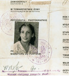 Identification card for Polish refugee Liba Braunfeld allowing her to immigrate to Palestine.