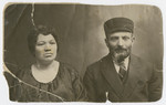 Studio portrait of Israel and Chuma Lubochinski, parents of Malka Lubochinski.