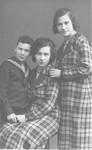 Portrait of the three Dahl children in Geilenkirchen, Germany.
