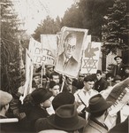 Members of the Betar Zionist youth movement demonstrate against British policy in Palestine at the tomb of Theodor Herzl in the Jewish cemetery in Vienna.