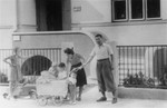 The Sugihara family in front of the Japanese consulate in Kaunas.