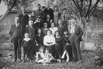 Group portrait of the Gar family in Kron, Lithuania.