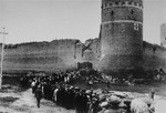 Jews from the Ciechanow ghetto are marched into a fortress.