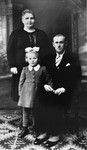 Guta Tyrangiel poses with Josef and Bronislawa Jaszczuk, the Polish couple that hid her during the war.