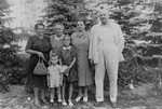A few years after the end of the war, Magda Muller returns to Czechoslovakia to visit her parents and the family of her brother-in-law at a resort in Luhacovice.