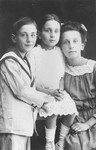 Herbert Mosheim with his sisters Hilde and Ilse.