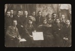 Group portrait of Jewish youth [probably in Dabrowa Gornicza].
