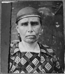 Portrait of Lea Koen, [wife of Peris Koen].  She was a laundress.