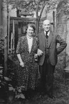 Portrait of the donor's parents, Emil and Klara David Dahl in front of their home in Geilenkirchen, Germany.