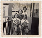 Three Jewish sisters pay a visit to their aunt prior to their departure for the United States.