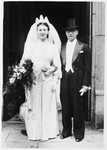 Wedding portrait of Avraham Obstfeld and Lea Zwaaf.